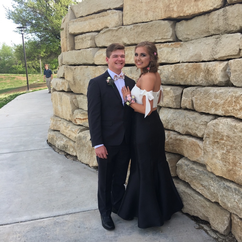 Black & white two piece prom dress